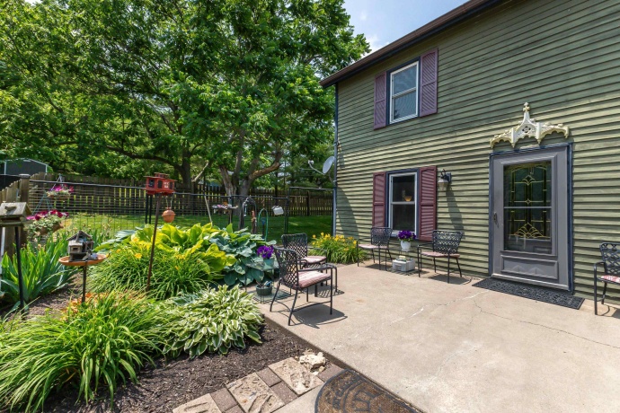 103 Fourth, GALENA, Illinois 61036, 4 Bedrooms Bedrooms, ,2 BathroomsBathrooms,House,For Sale,Fourth,202503864