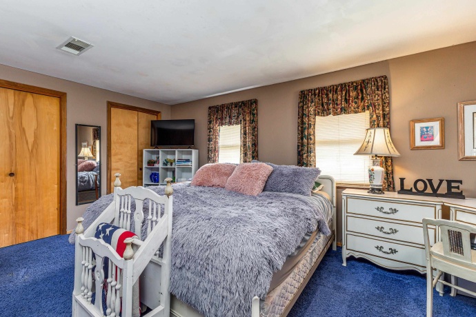 103 Fourth, GALENA, Illinois 61036, 4 Bedrooms Bedrooms, ,2 BathroomsBathrooms,House,For Sale,Fourth,202503864