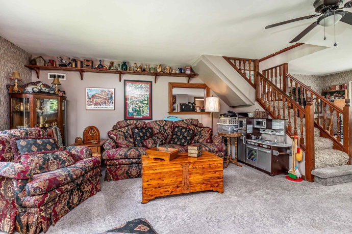 103 Fourth, GALENA, Illinois 61036, 4 Bedrooms Bedrooms, ,2 BathroomsBathrooms,House,For Sale,Fourth,202503864