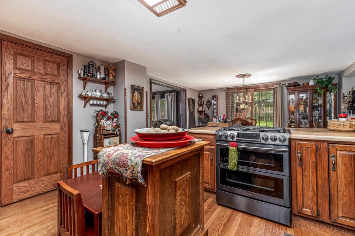 103 Fourth, GALENA, Illinois 61036, 4 Bedrooms Bedrooms, ,2 BathroomsBathrooms,House,For Sale,Fourth,202503864