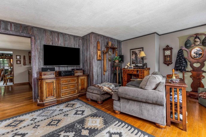 103 Fourth, GALENA, Illinois 61036, 4 Bedrooms Bedrooms, ,2 BathroomsBathrooms,House,For Sale,Fourth,202503864