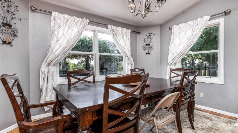 10911 Golf View, GALENA, Illinois 61036, 3 Bedrooms Bedrooms, ,3 BathroomsBathrooms,House,For Sale,Golf View,202503866