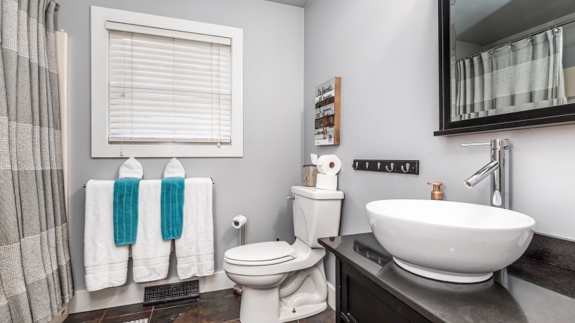 10911 Golf View, GALENA, Illinois 61036, 3 Bedrooms Bedrooms, ,3 BathroomsBathrooms,House,For Sale,Golf View,202503866