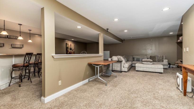 10911 Golf View, GALENA, Illinois 61036, 3 Bedrooms Bedrooms, ,3 BathroomsBathrooms,House,For Sale,Golf View,202503866