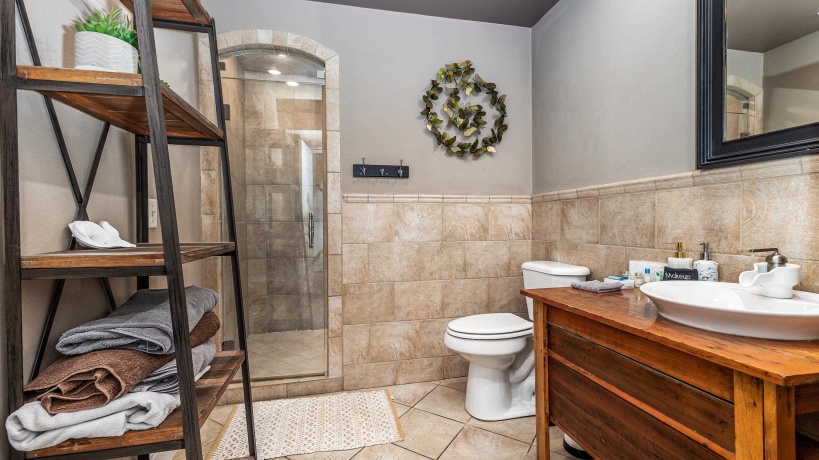 10911 Golf View, GALENA, Illinois 61036, 3 Bedrooms Bedrooms, ,3 BathroomsBathrooms,House,For Sale,Golf View,202503866