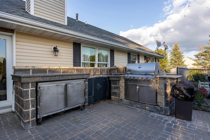 10911 Golf View, GALENA, Illinois 61036, 3 Bedrooms Bedrooms, ,3 BathroomsBathrooms,House,For Sale,Golf View,202503866