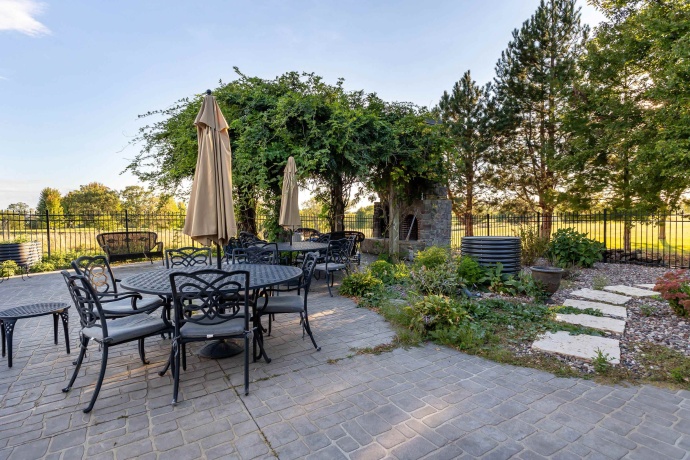 10911 Golf View, GALENA, Illinois 61036, 3 Bedrooms Bedrooms, ,3 BathroomsBathrooms,House,For Sale,Golf View,202503866