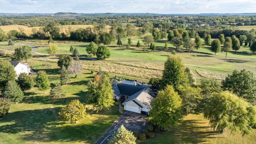 10911 Golf View, GALENA, Illinois 61036, 3 Bedrooms Bedrooms, ,3 BathroomsBathrooms,House,For Sale,Golf View,202503866