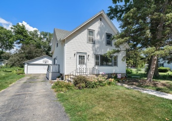 423 Madison, BELVIDERE, Illinois 61008, 3 Bedrooms Bedrooms, ,1 BathroomBathrooms,House,For Sale,Madison,202503880