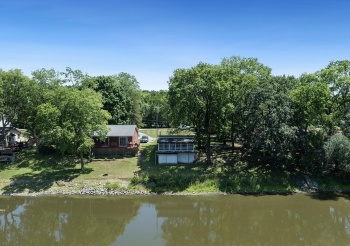 7198 Rock Nation, DIXON, Illinois 61021, 2 Bedrooms Bedrooms, ,1 BathroomBathrooms,House,For Sale,Rock Nation,202503913