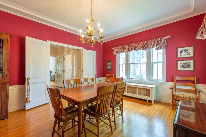 1286 Stephenson, FREEPORT, Illinois 61032, 4 Bedrooms Bedrooms, ,3 BathroomsBathrooms,House,For Sale,Stephenson,202503960