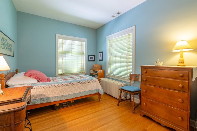 1286 Stephenson, FREEPORT, Illinois 61032, 4 Bedrooms Bedrooms, ,3 BathroomsBathrooms,House,For Sale,Stephenson,202503960