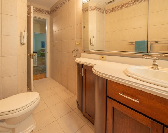 1286 Stephenson, FREEPORT, Illinois 61032, 4 Bedrooms Bedrooms, ,3 BathroomsBathrooms,House,For Sale,Stephenson,202503960