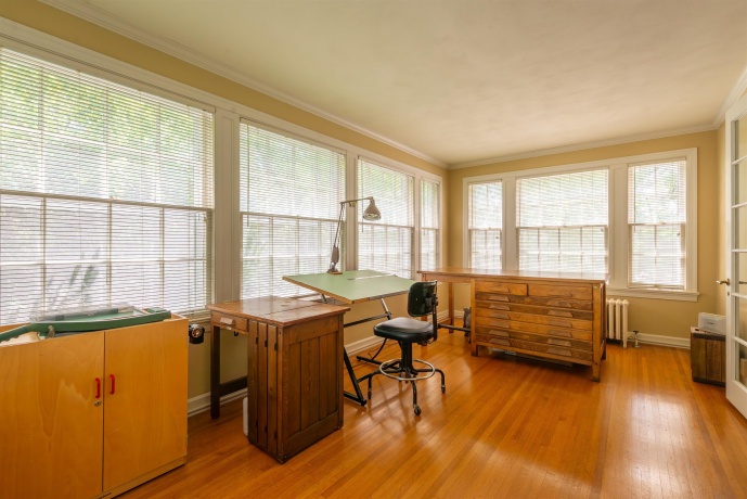 1286 Stephenson, FREEPORT, Illinois 61032, 4 Bedrooms Bedrooms, ,3 BathroomsBathrooms,House,For Sale,Stephenson,202503960