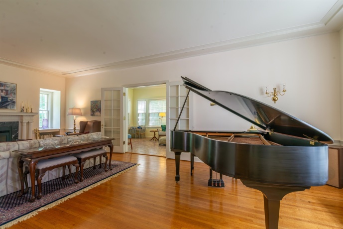 1286 Stephenson, FREEPORT, Illinois 61032, 4 Bedrooms Bedrooms, ,3 BathroomsBathrooms,House,For Sale,Stephenson,202503960