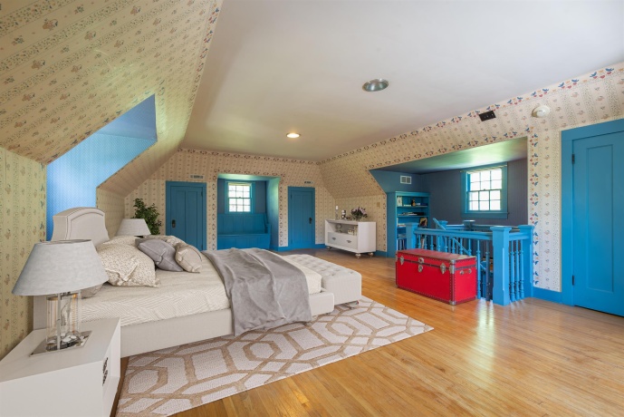 1286 Stephenson, FREEPORT, Illinois 61032, 4 Bedrooms Bedrooms, ,3 BathroomsBathrooms,House,For Sale,Stephenson,202503960