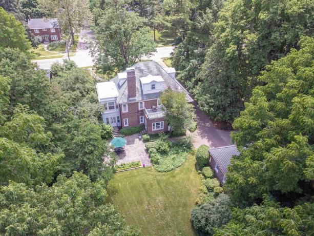 1286 Stephenson, FREEPORT, Illinois 61032, 4 Bedrooms Bedrooms, ,3 BathroomsBathrooms,House,For Sale,Stephenson,202503960