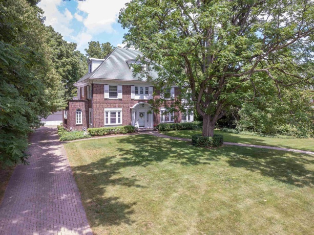 1286 Stephenson, FREEPORT, Illinois 61032, 4 Bedrooms Bedrooms, ,3 BathroomsBathrooms,House,For Sale,Stephenson,202503960