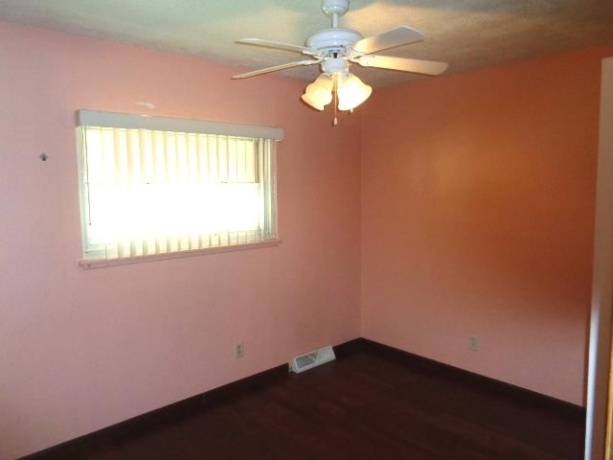 1721 Nixon, ROCKFORD, Illinois 61108, 4 Bedrooms Bedrooms, ,1 BathroomBathrooms,House,For Sale,Nixon,202503967