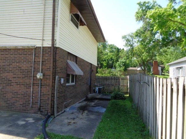 1721 Nixon, ROCKFORD, Illinois 61108, 4 Bedrooms Bedrooms, ,1 BathroomBathrooms,House,For Sale,Nixon,202503967