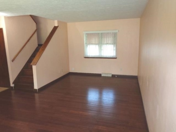 1721 Nixon, ROCKFORD, Illinois 61108, 4 Bedrooms Bedrooms, ,1 BathroomBathrooms,House,For Sale,Nixon,202503967