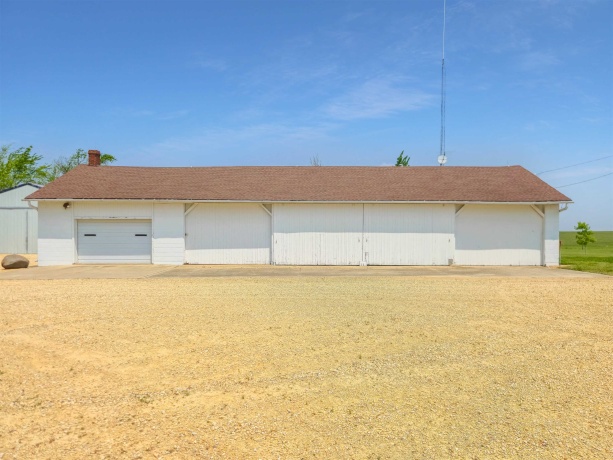 10225 Brookville, SHANNON, Illinois 61078, 4 Bedrooms Bedrooms, ,2 BathroomsBathrooms,House,For Sale,Brookville,202504013