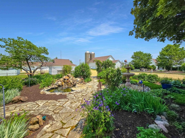 10225 Brookville, SHANNON, Illinois 61078, 4 Bedrooms Bedrooms, ,2 BathroomsBathrooms,House,For Sale,Brookville,202504013