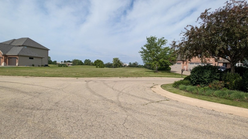 906 Tivoli, ROCKFORD, Illinois 61107, ,Land,For Sale,Tivoli,202504021