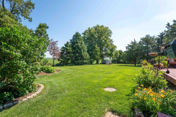 1392 Red Brick, DIXON, Illinois 61021, 3 Bedrooms Bedrooms, ,2 BathroomsBathrooms,House,For Sale,Red Brick,202504023