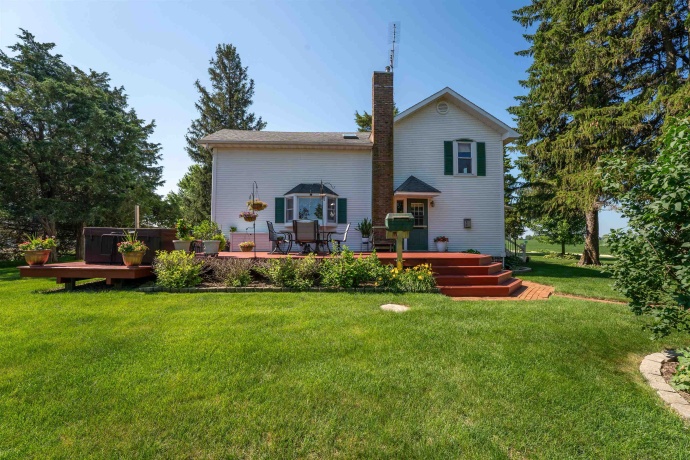 1392 Red Brick, DIXON, Illinois 61021, 3 Bedrooms Bedrooms, ,2 BathroomsBathrooms,House,For Sale,Red Brick,202504023