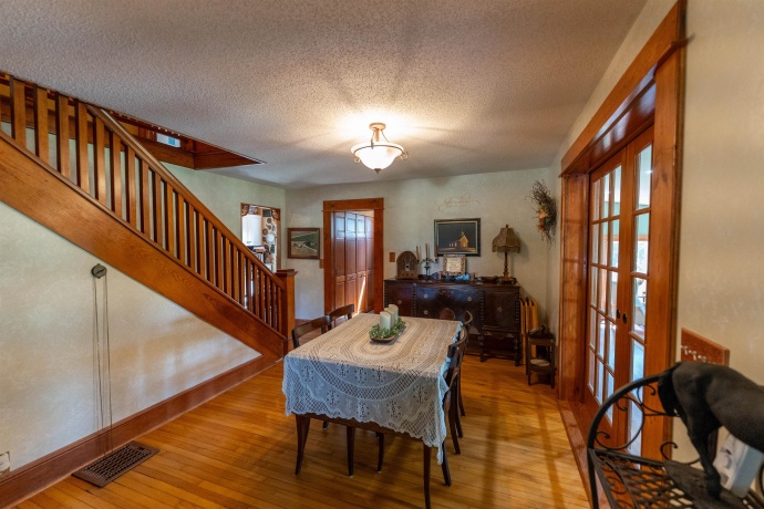 1392 Red Brick, DIXON, Illinois 61021, 3 Bedrooms Bedrooms, ,2 BathroomsBathrooms,House,For Sale,Red Brick,202504023