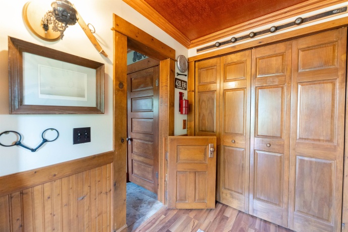 1392 Red Brick, DIXON, Illinois 61021, 3 Bedrooms Bedrooms, ,2 BathroomsBathrooms,House,For Sale,Red Brick,202504023