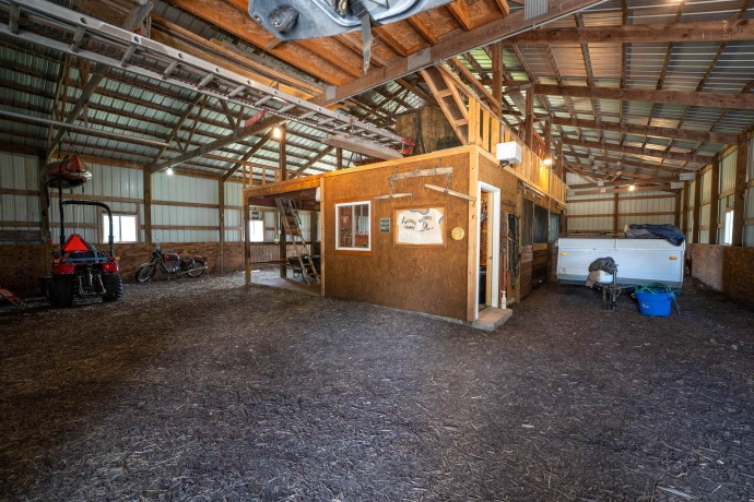 1392 Red Brick, DIXON, Illinois 61021, 3 Bedrooms Bedrooms, ,2 BathroomsBathrooms,House,For Sale,Red Brick,202504023