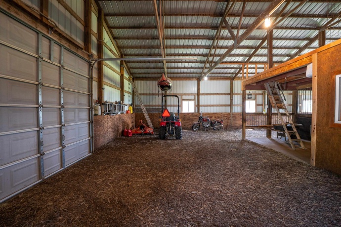 1392 Red Brick, DIXON, Illinois 61021, 3 Bedrooms Bedrooms, ,2 BathroomsBathrooms,House,For Sale,Red Brick,202504023