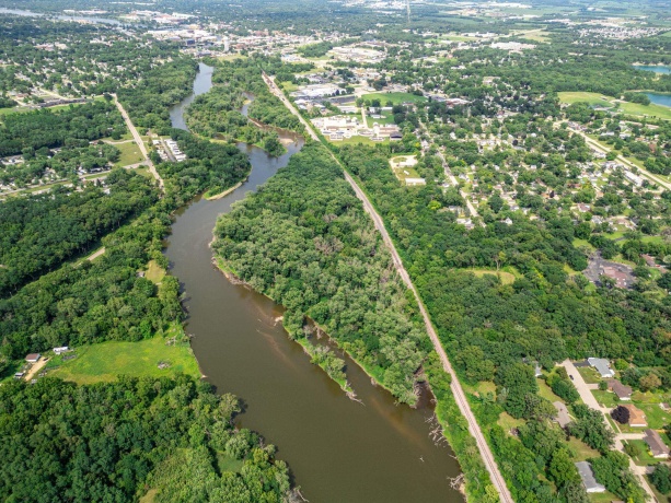 xxx Perry, SOUTH BELOIT, Illinois 61080, ,Land,For Sale,Perry,202504057