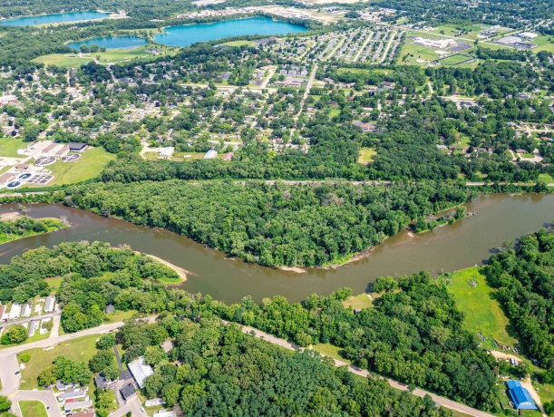 xxx Perry, SOUTH BELOIT, Illinois 61080, ,Land,For Sale,Perry,202504057