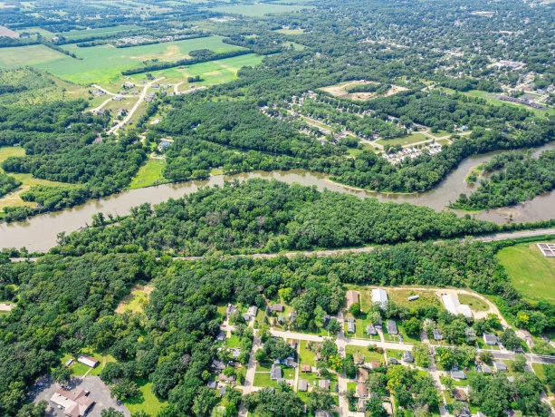 xxx Perry, SOUTH BELOIT, Illinois 61080, ,Land,For Sale,Perry,202504057