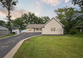 1922 Dawn Pt., LAKE SUMMERSET, Illinois 61019, 3 Bedrooms Bedrooms, ,2 BathroomsBathrooms,House,For Sale,Dawn Pt.,202504064