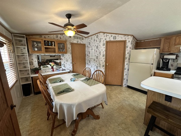 666 Bluff #818, SOUTH BELOIT, Illinois 61080, 3 Bedrooms Bedrooms, ,2 BathroomsBathrooms,House,For Sale,Bluff #818,202502867