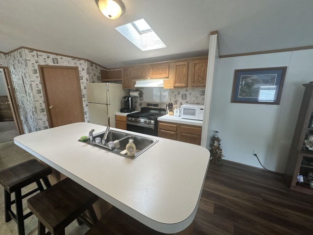 666 Bluff #818, SOUTH BELOIT, Illinois 61080, 3 Bedrooms Bedrooms, ,2 BathroomsBathrooms,House,For Sale,Bluff #818,202502867