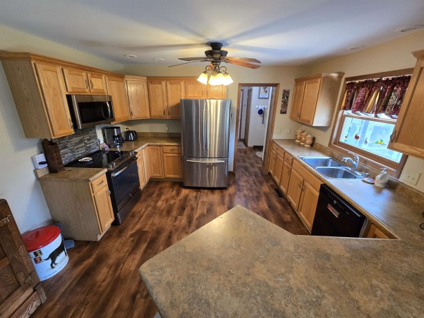 1A49 Blackhawk, APPLE RIVER, Illinois 61001, 5 Bedrooms Bedrooms, ,3 BathroomsBathrooms,House,For Sale,Blackhawk,202504082