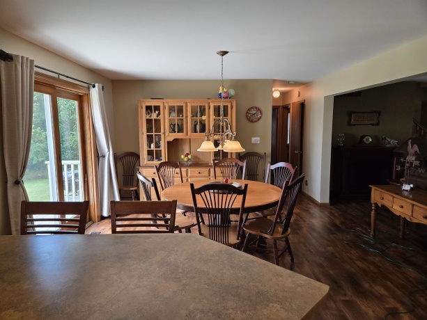 1A49 Blackhawk, APPLE RIVER, Illinois 61001, 5 Bedrooms Bedrooms, ,3 BathroomsBathrooms,House,For Sale,Blackhawk,202504082