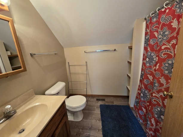 1A49 Blackhawk, APPLE RIVER, Illinois 61001, 5 Bedrooms Bedrooms, ,3 BathroomsBathrooms,House,For Sale,Blackhawk,202504082