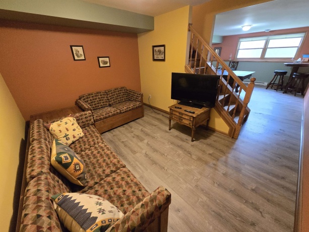 1A49 Blackhawk, APPLE RIVER, Illinois 61001, 5 Bedrooms Bedrooms, ,3 BathroomsBathrooms,House,For Sale,Blackhawk,202504082