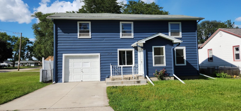 304 Wilshire, MACHESNEY PARK, Illinois 61115, 3 Bedrooms Bedrooms, ,1 BathroomBathrooms,House,For Sale,Wilshire,202504086