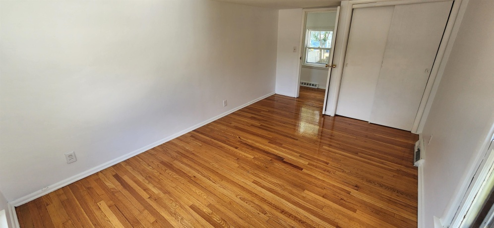 304 Wilshire, MACHESNEY PARK, Illinois 61115, 3 Bedrooms Bedrooms, ,1 BathroomBathrooms,House,For Sale,Wilshire,202504086