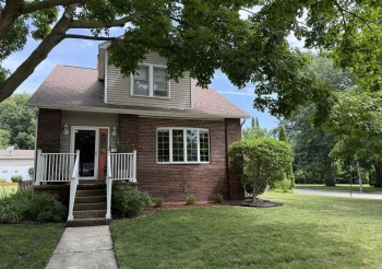 1203 6th, Peru, Illinois 61354, 3 Bedrooms Bedrooms, ,1 BathroomBathrooms,House,For Sale,6th,202504110