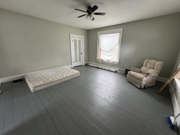 607 Jackson, MOUNT CARROLL, Illinois 61053, ,3 - 4 Units,For Sale,Jackson,202504114