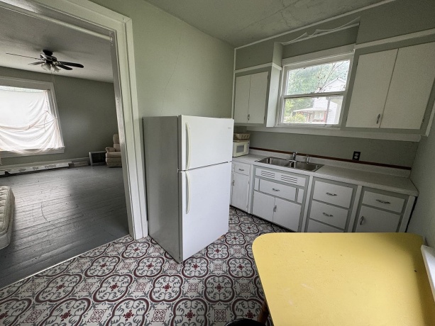 607 Jackson, MOUNT CARROLL, Illinois 61053, ,3 - 4 Units,For Sale,Jackson,202504114