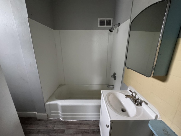 607 Jackson, MOUNT CARROLL, Illinois 61053, ,3 - 4 Units,For Sale,Jackson,202504114